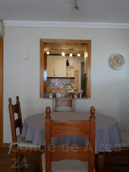 Delightful Seaview Apartment In Beautiful Алтеа Екстер'єр фото